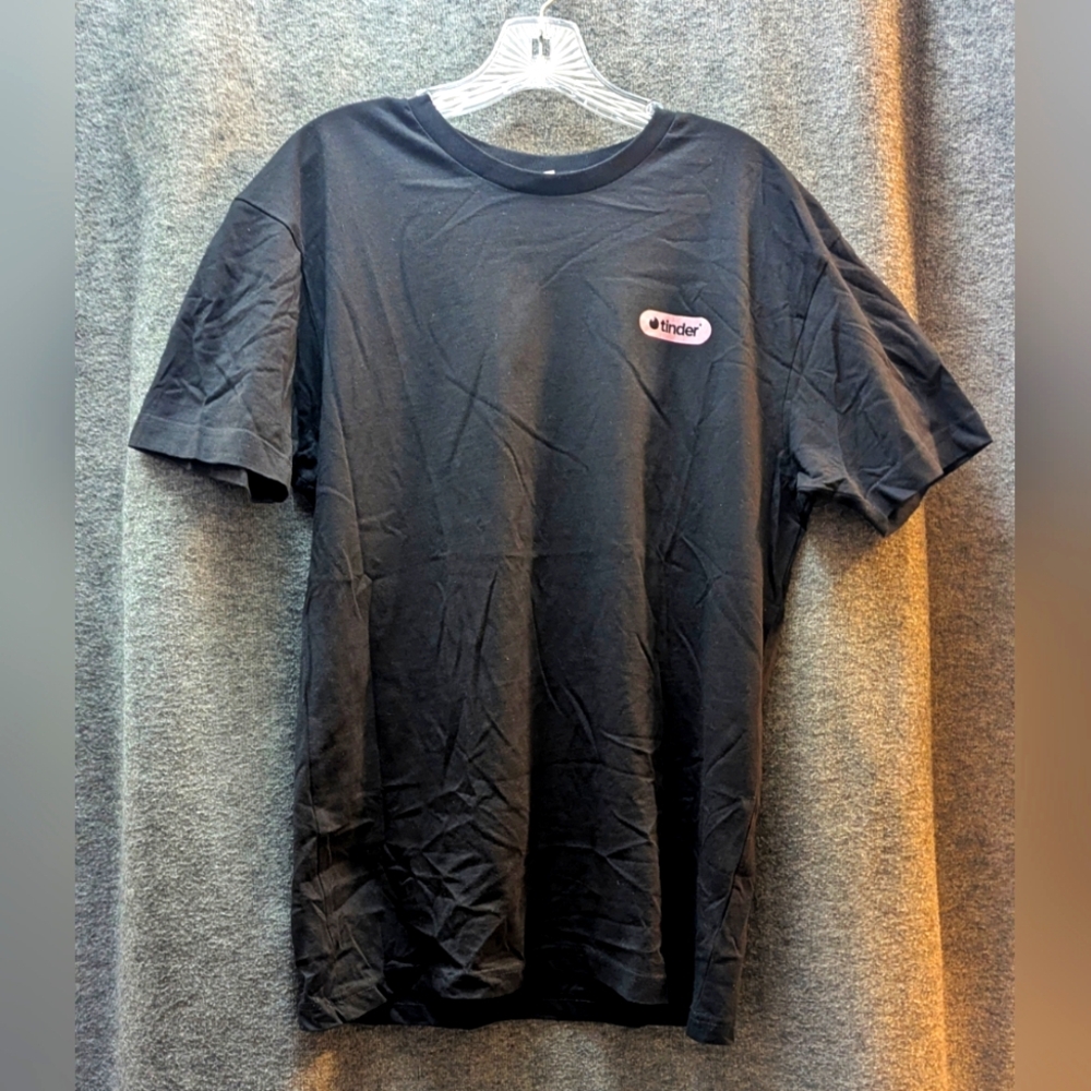 Tinder "Starts With A Swipe" T-shirt - Medium